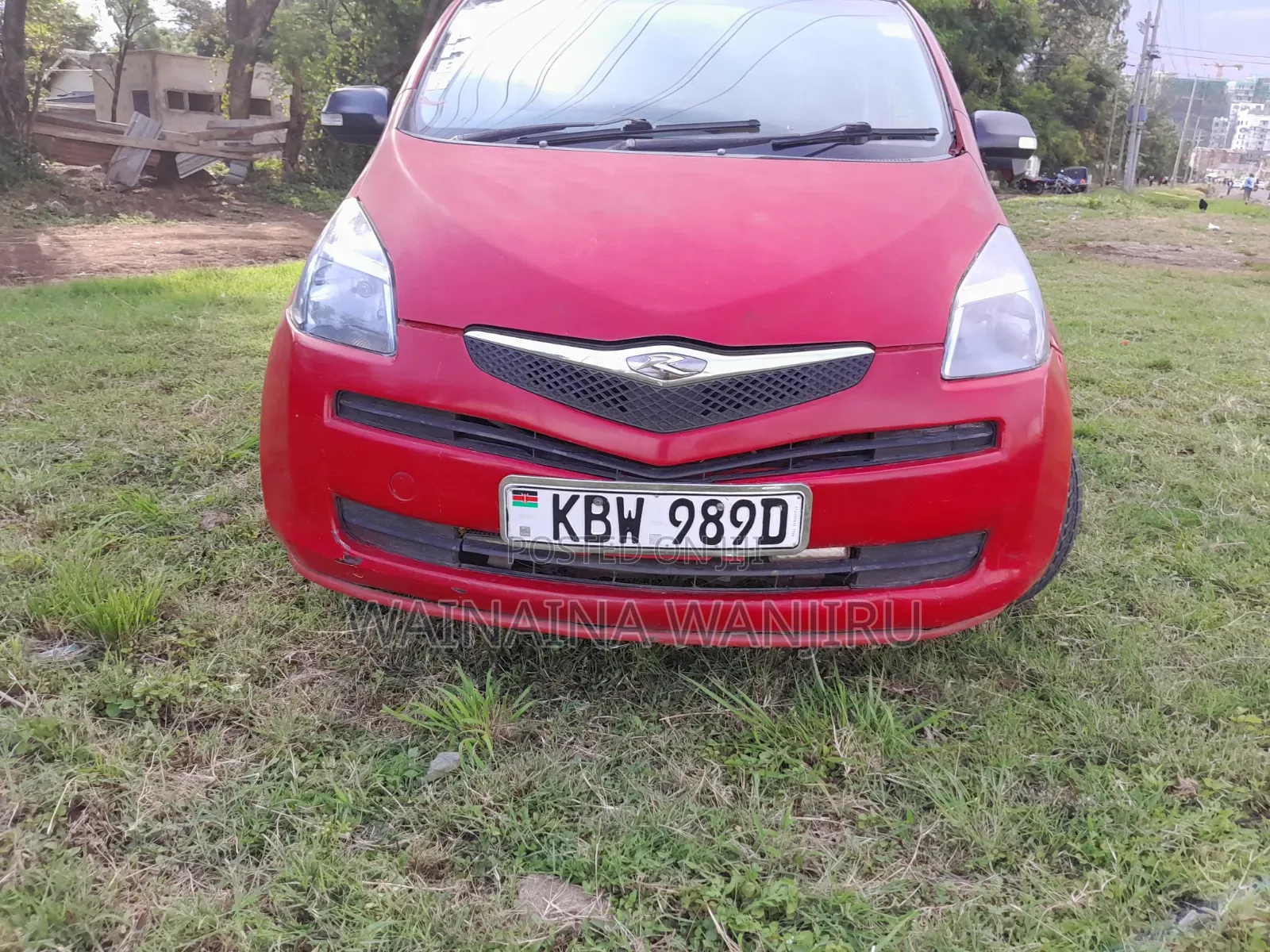 Toyota Ractis 2009 Red