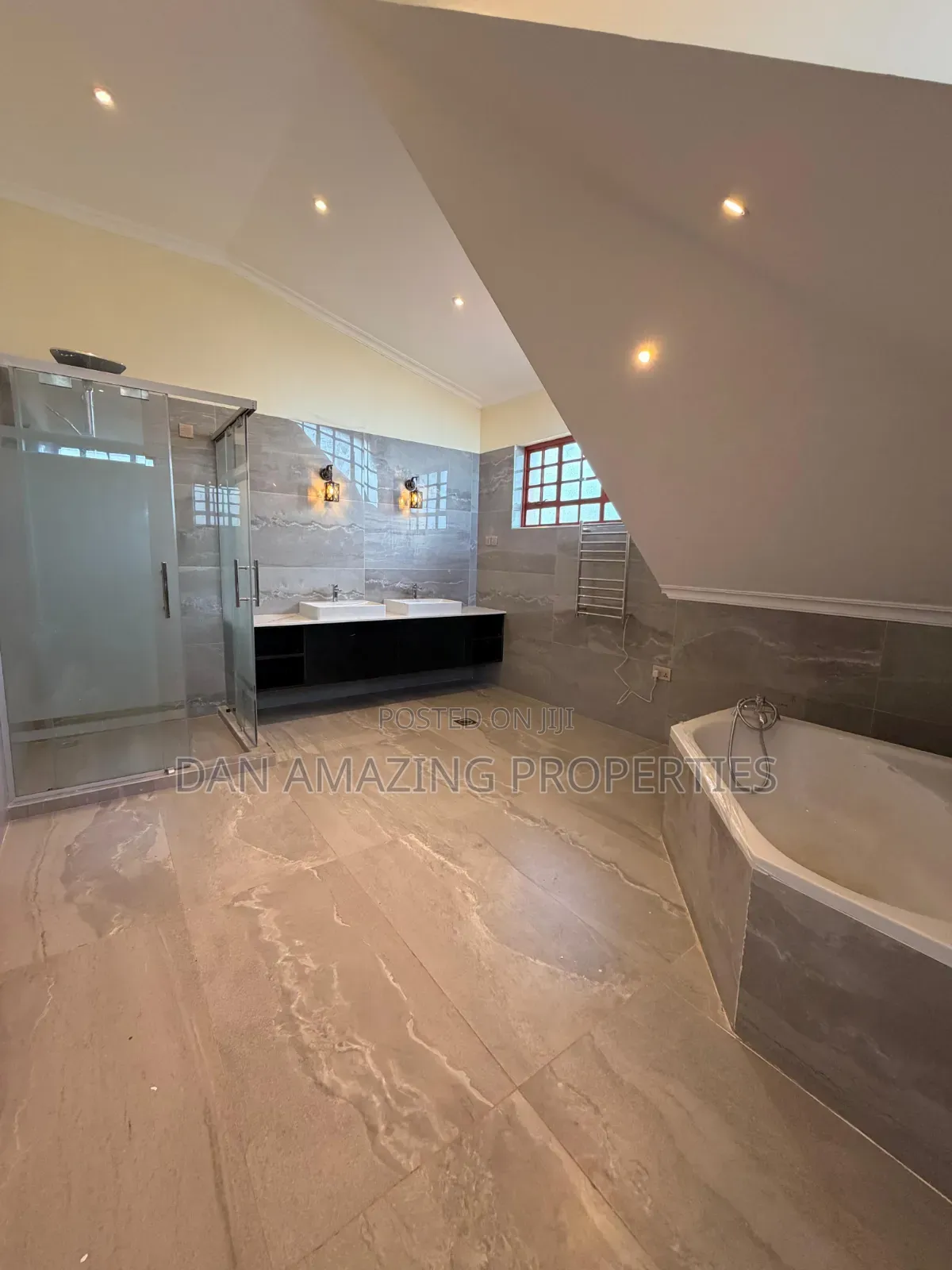5bdrm Maisonette in Karen for sale