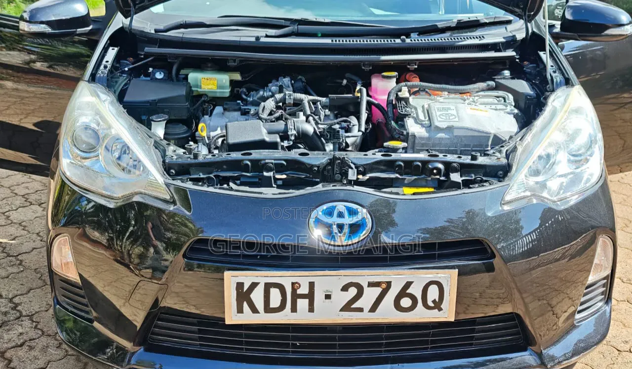 Toyota Aqua 2015 Black
