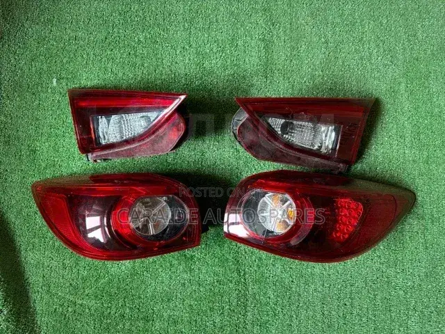 Axela 2018 Taillights Led