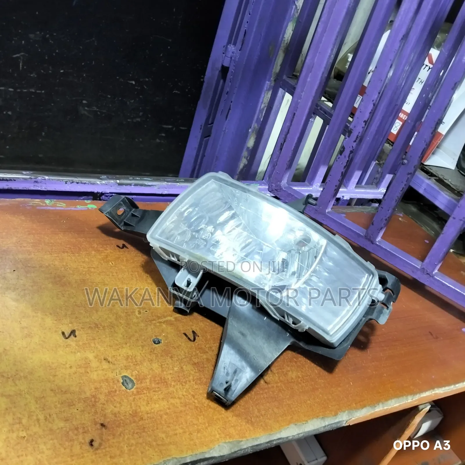 Toyota Isis 2005/2006/2007 Fog Lights Plus Housing, Ex Japan