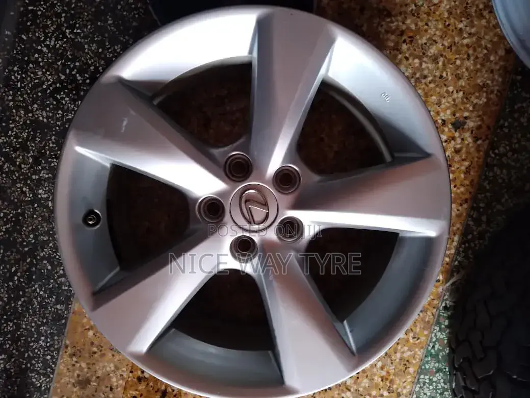 Rim Size 18 Lexus