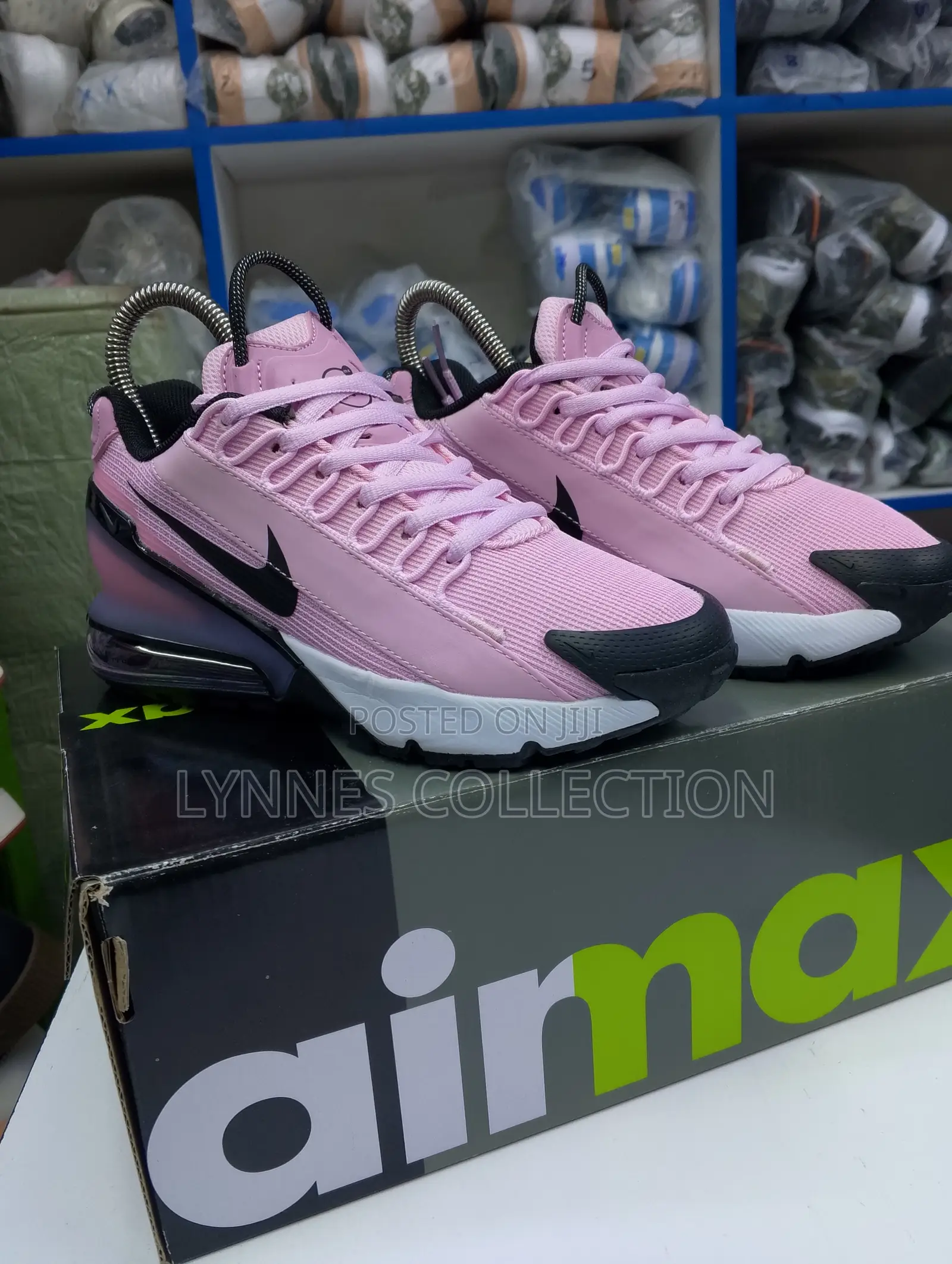 Nike Air Max Pulse Plus Pink Sneakers - Trendy Sport Street Shoes