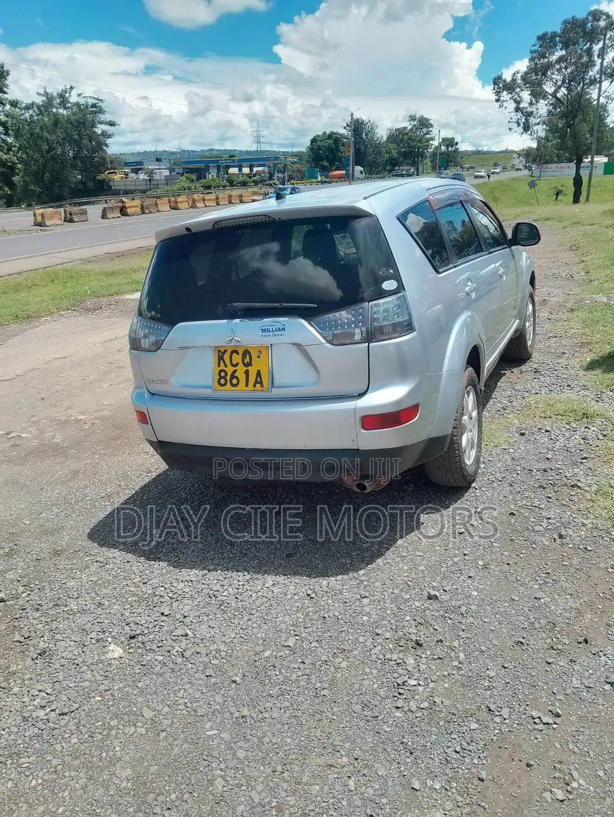 Mitsubishi Outlander 2012 Silver