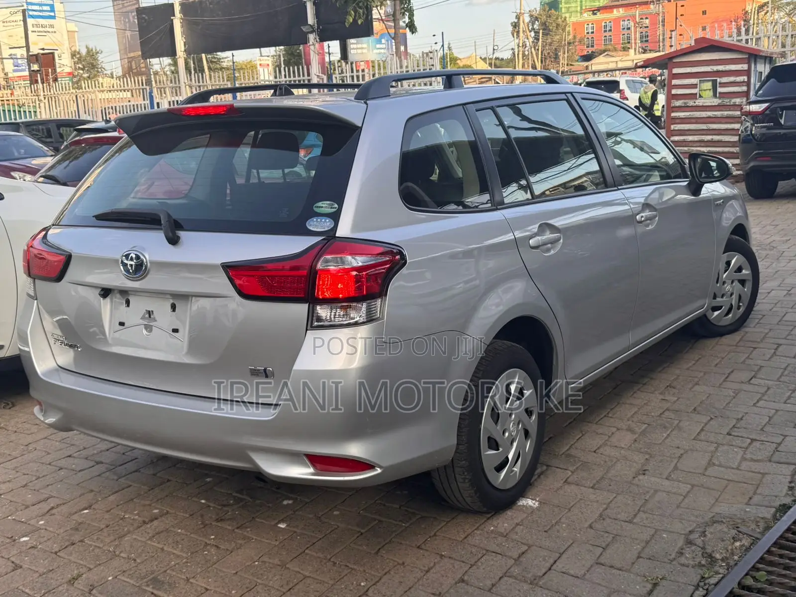 Toyota Corolla Fielder 1.5 Hybrid FWD 2019 Silver