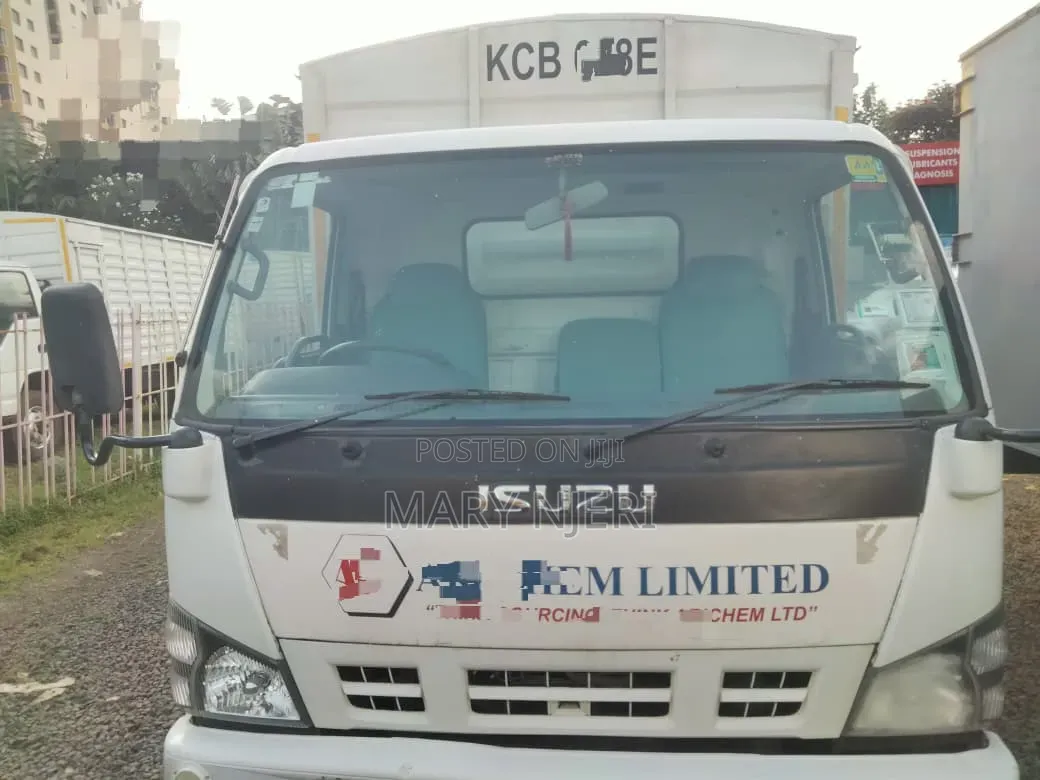 Isuzu NQR Truck 2014 Model