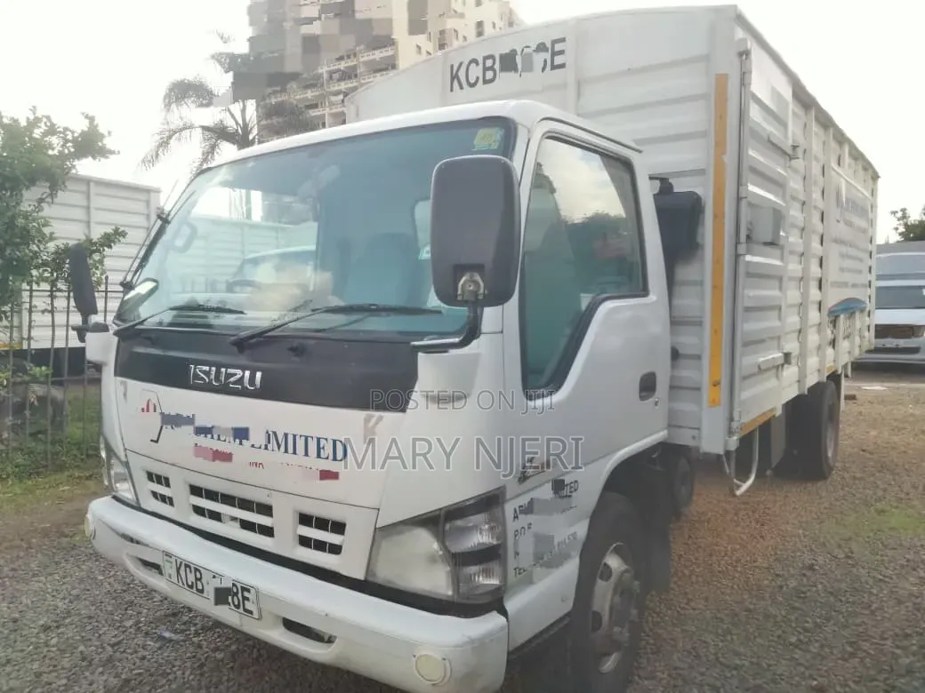 Isuzu NQR Truck 2014 Model