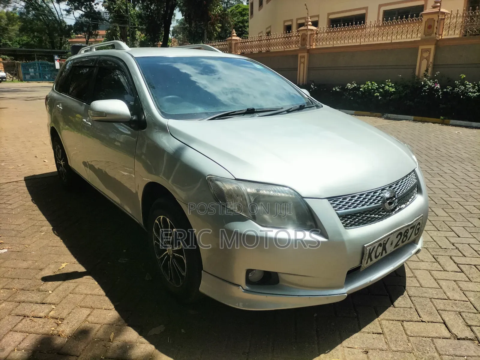 Toyota Corolla Fielder 2009 Silver