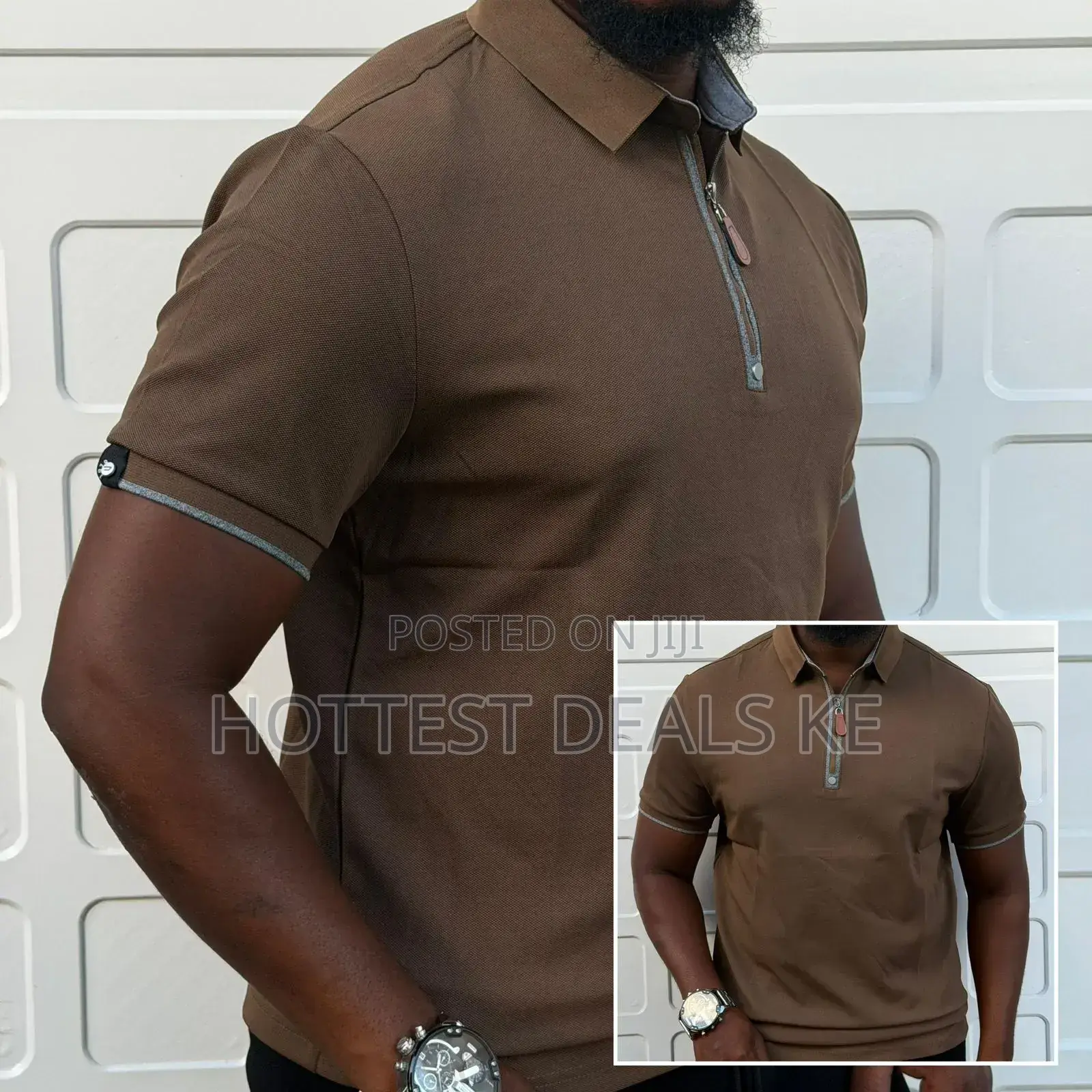 Short-Sleeve Polo Shirt With a Half-Zip Placket and Grey Trim