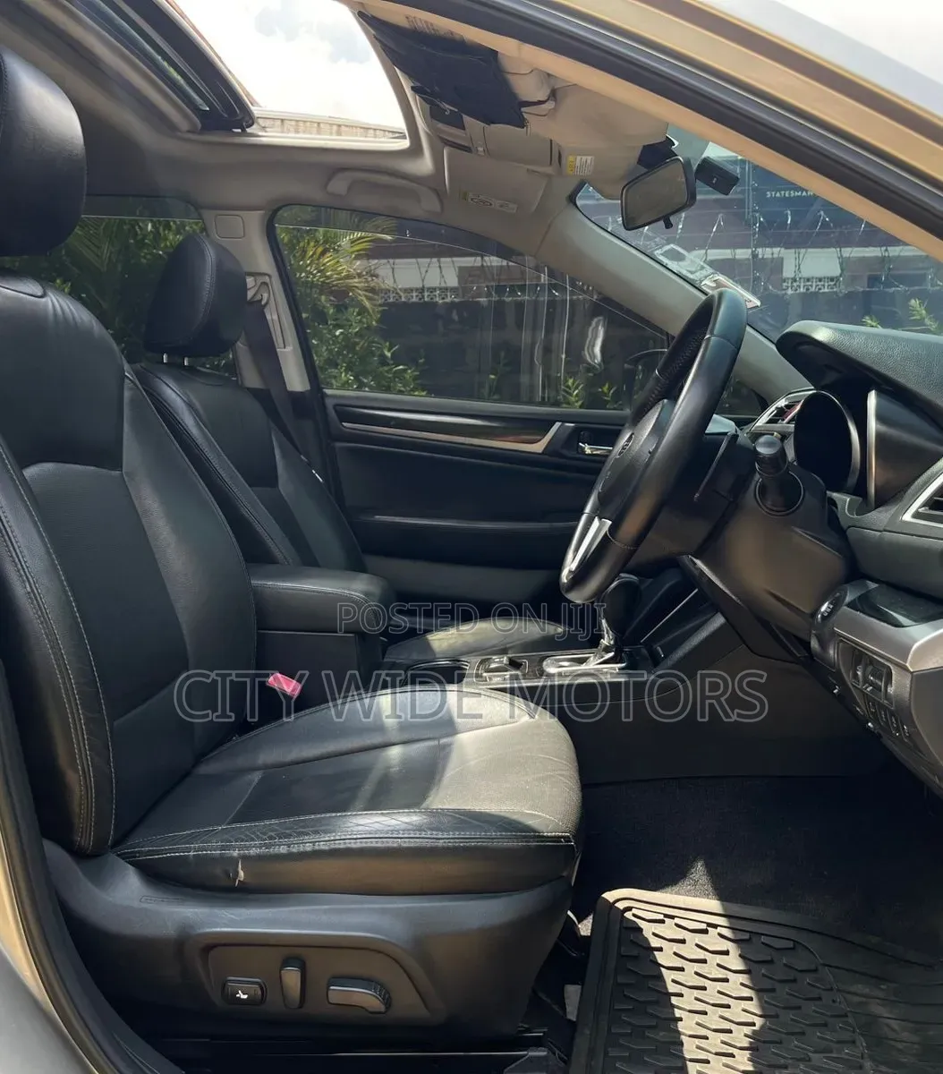Subaru Outback 2.5i Limited PZEV 4dr Wagon AWD (2.5L 4cyl CVT) 2015