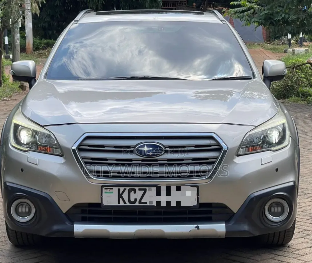 Subaru Outback 2.5i Limited PZEV 4dr Wagon AWD (2.5L 4cyl CVT) 2015