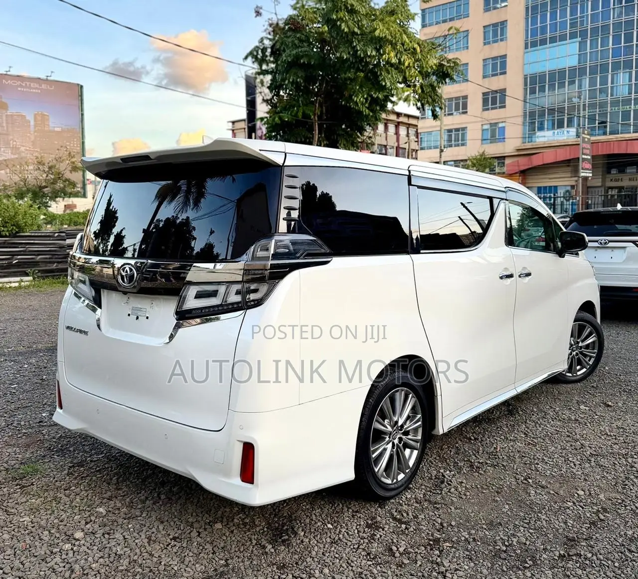 Toyota Alphard 2.5 Petrol FWD 2020 White