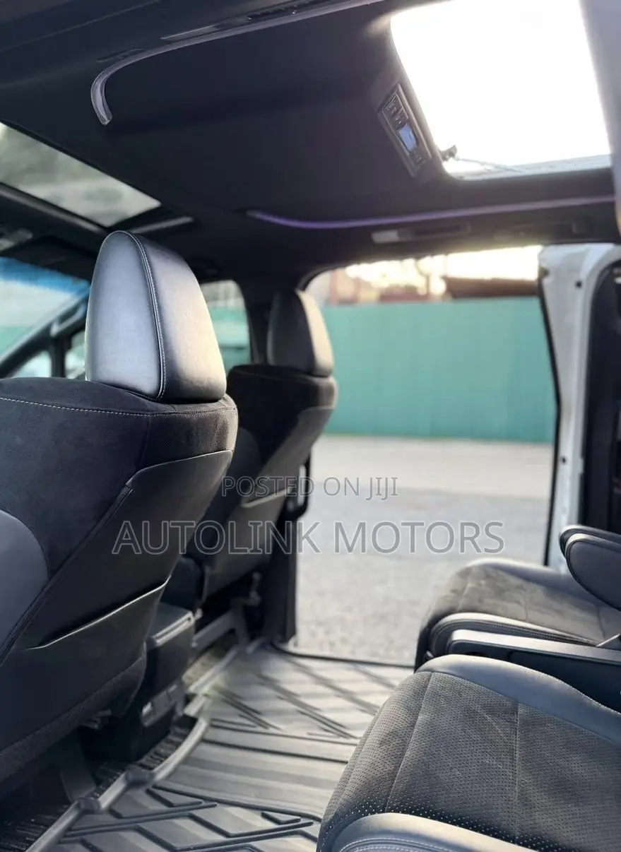 Toyota Alphard 2.5 Petrol FWD 2020 White