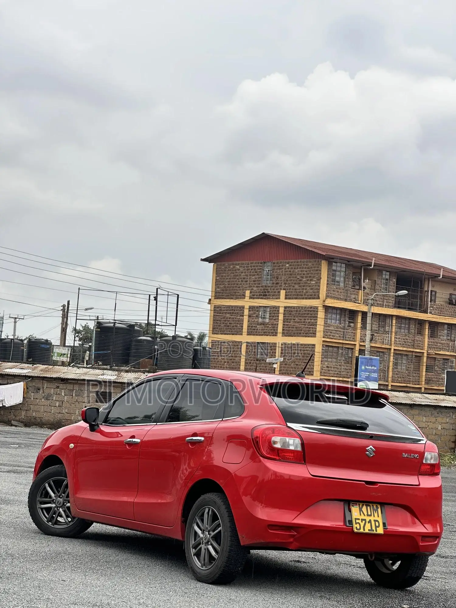 Suzuki Baleno 2016 Red