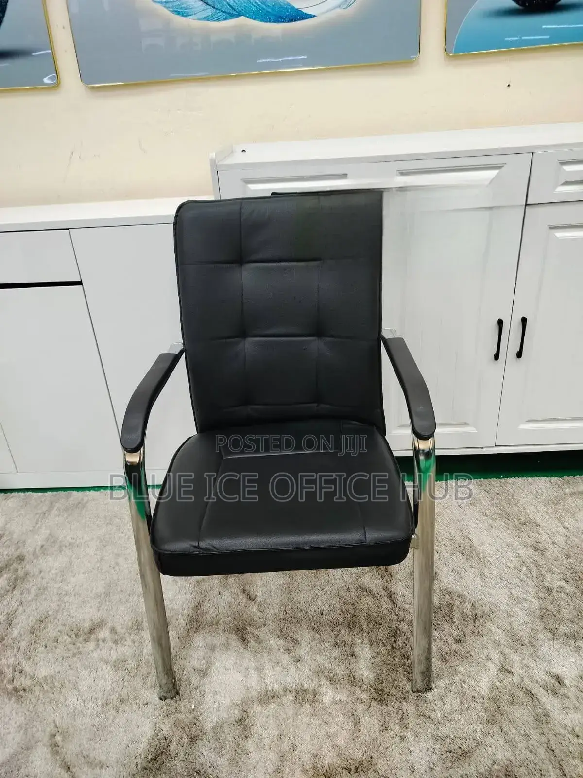 Black Leather Waiting Chairs
