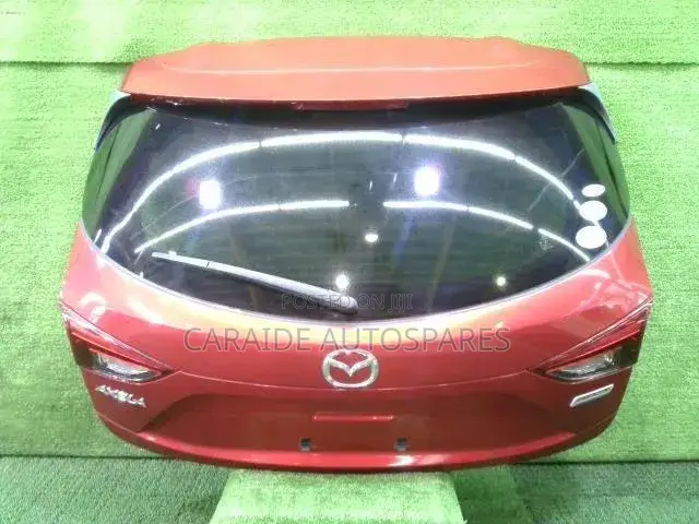 Axela 2014/2015 Boot/Tailgate