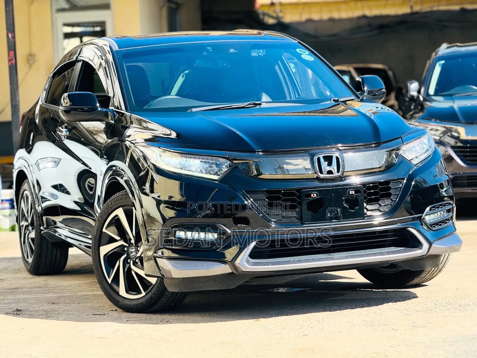 Honda Vezel 2019 Black