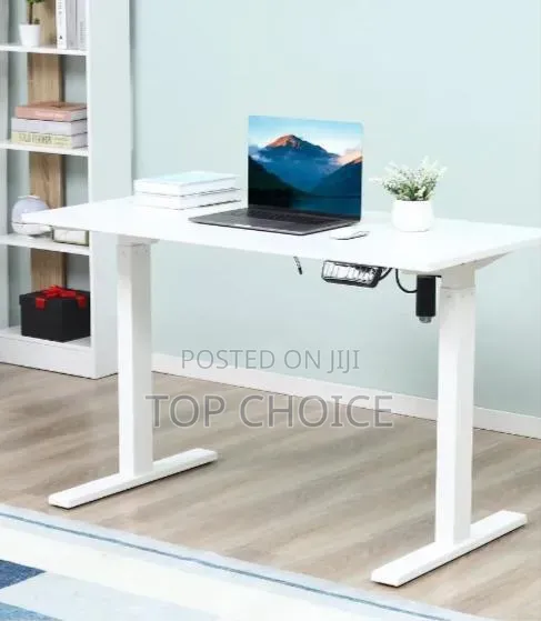 Electric Adjustable Height: 1.2m