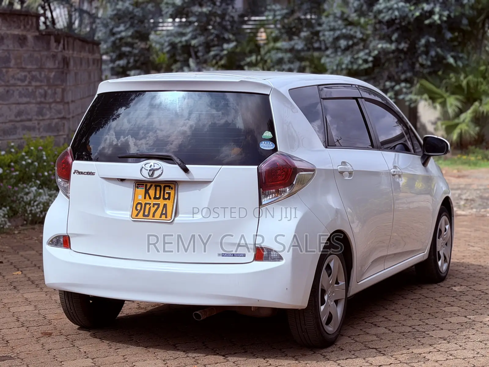 Toyota Ractis 2014 White
