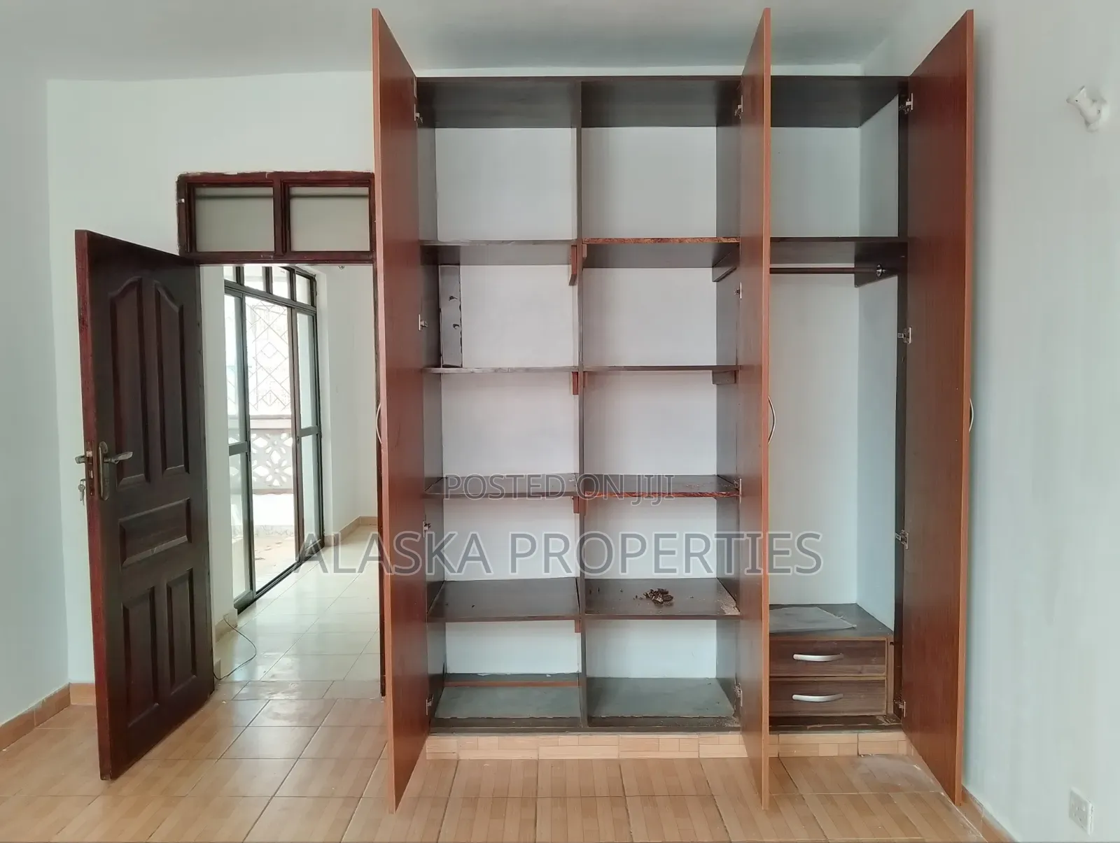 3bdrm Apartment in Nyali Estate for rent