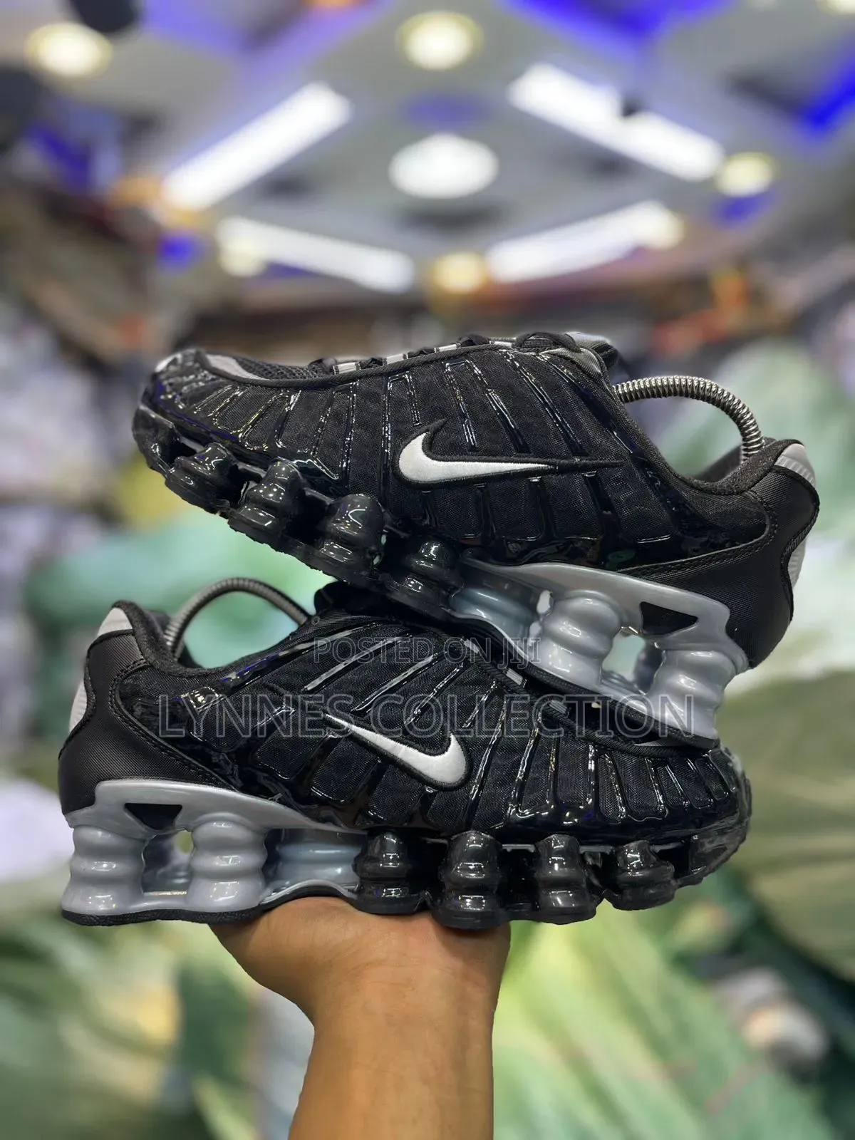 Nike Shox Men Shoes White - Performance Streetwear Sneakers