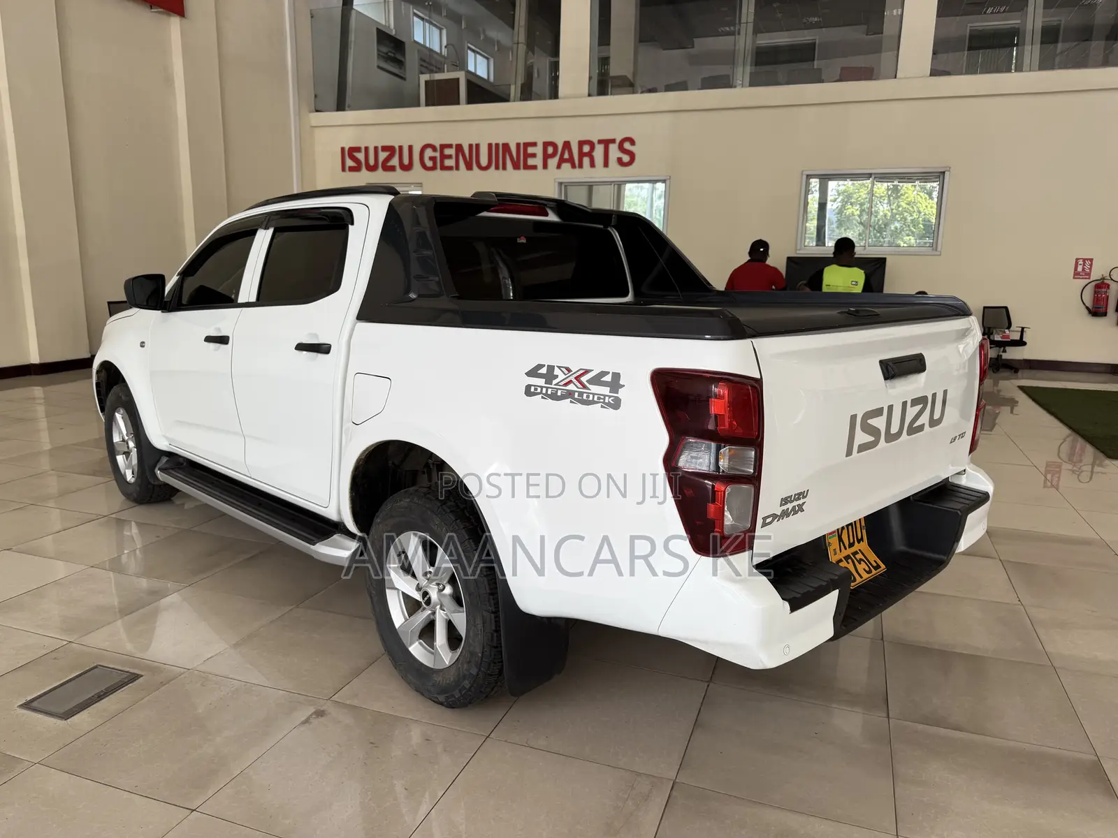 Isuzu D-MAX 2025 White