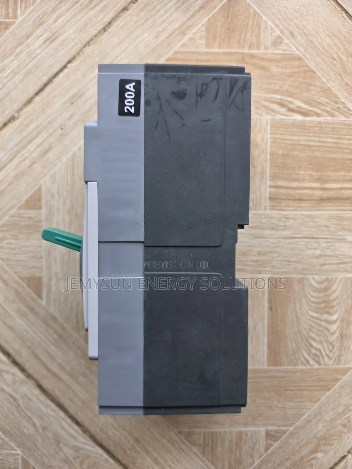 200amps Suntree 1000v Dc McCb Circuit Breaker (Sm8-250hpv/2)