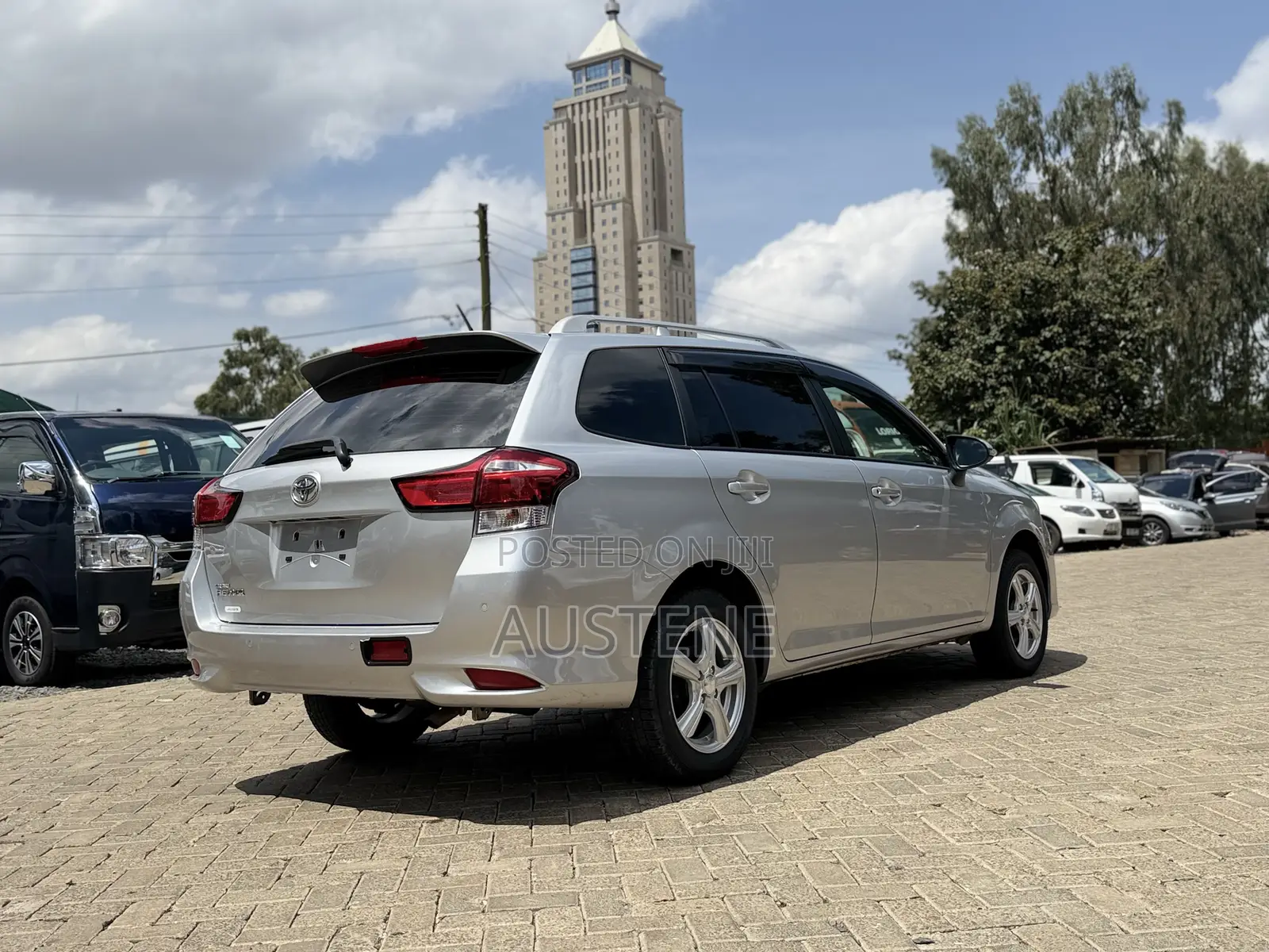 Toyota Corolla Fielder 2020 Silver