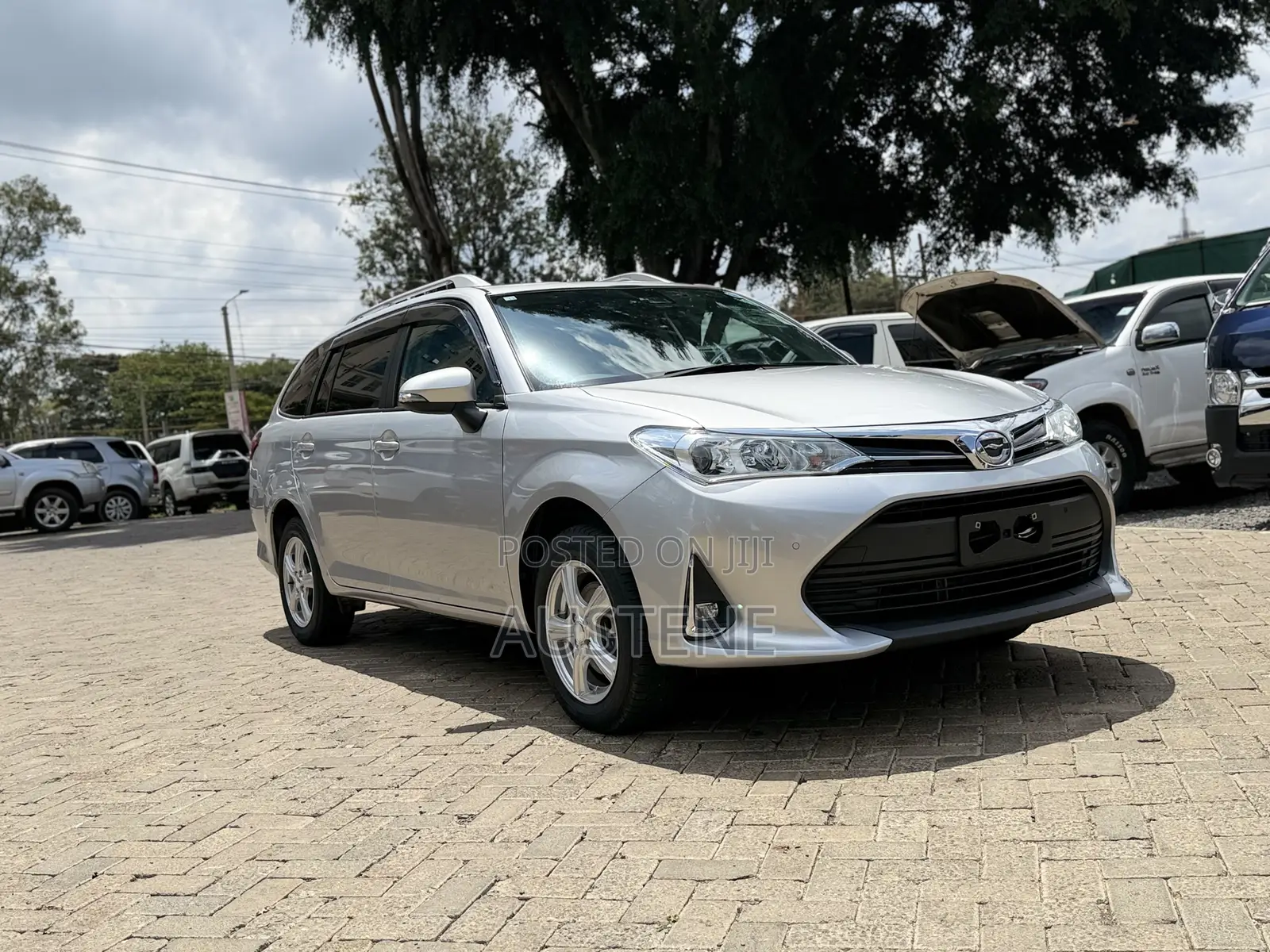 Toyota Corolla Fielder 2020 Silver