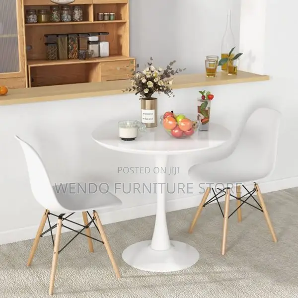 Dining Table : Villa White Round Tulip Dining Table