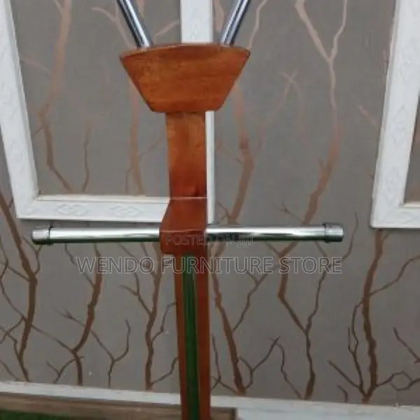 Office Hanger : Mahogany Executive Office Coat Hanger
