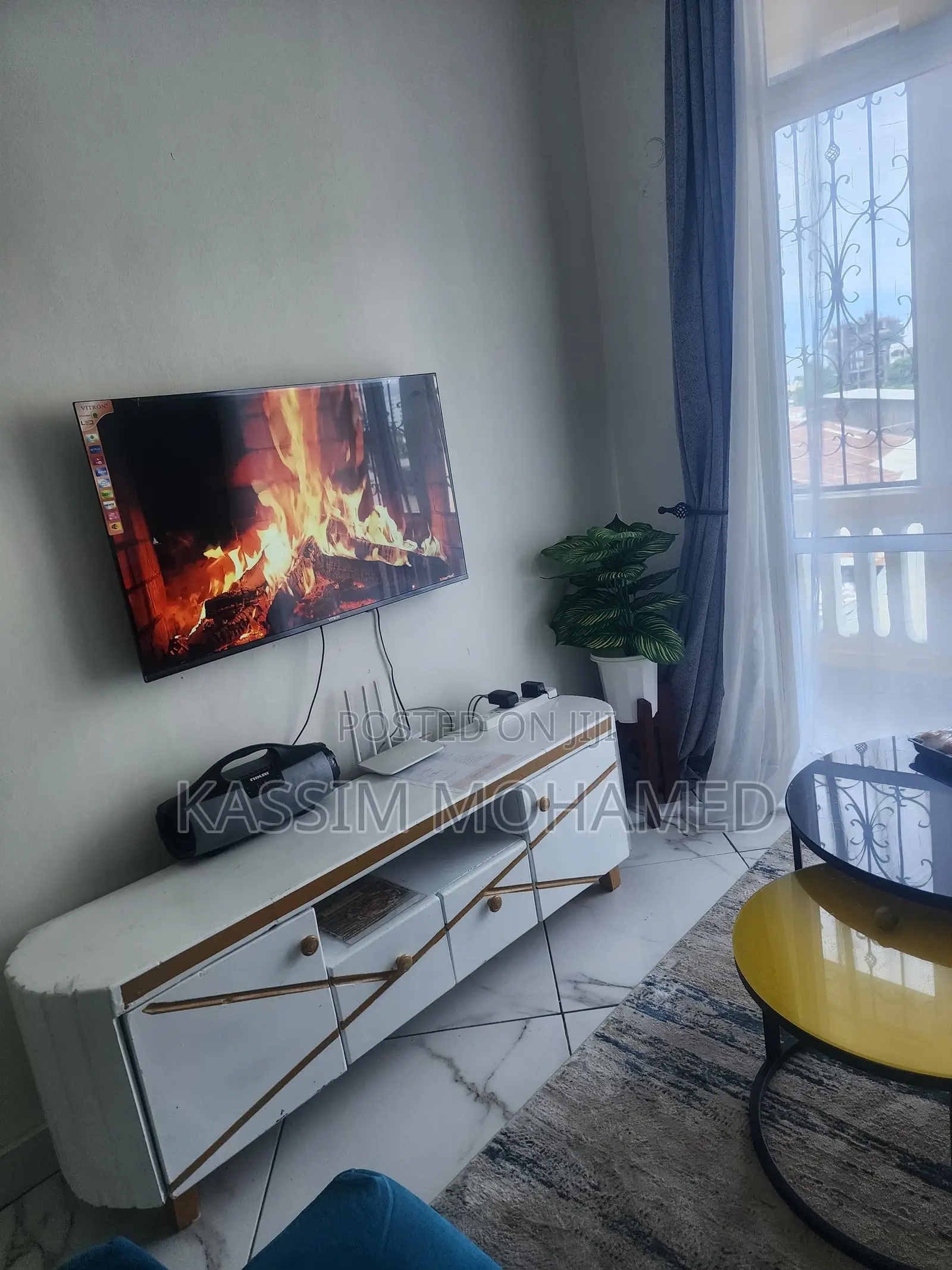 Modern 2 Bedroom With Master en-Suite Tudor