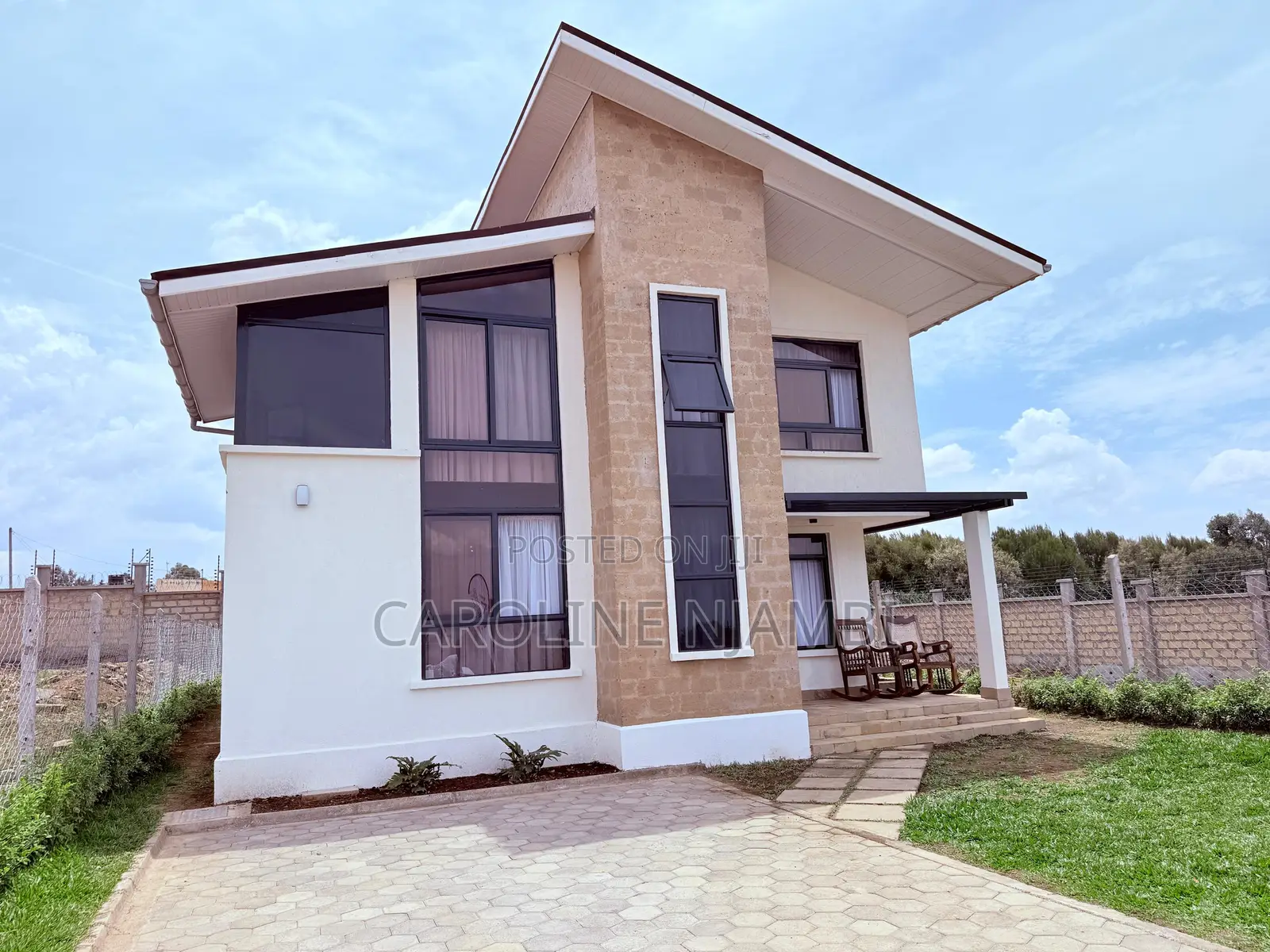 4bdrm Villa in Evan’S Ridge, Karai for sale