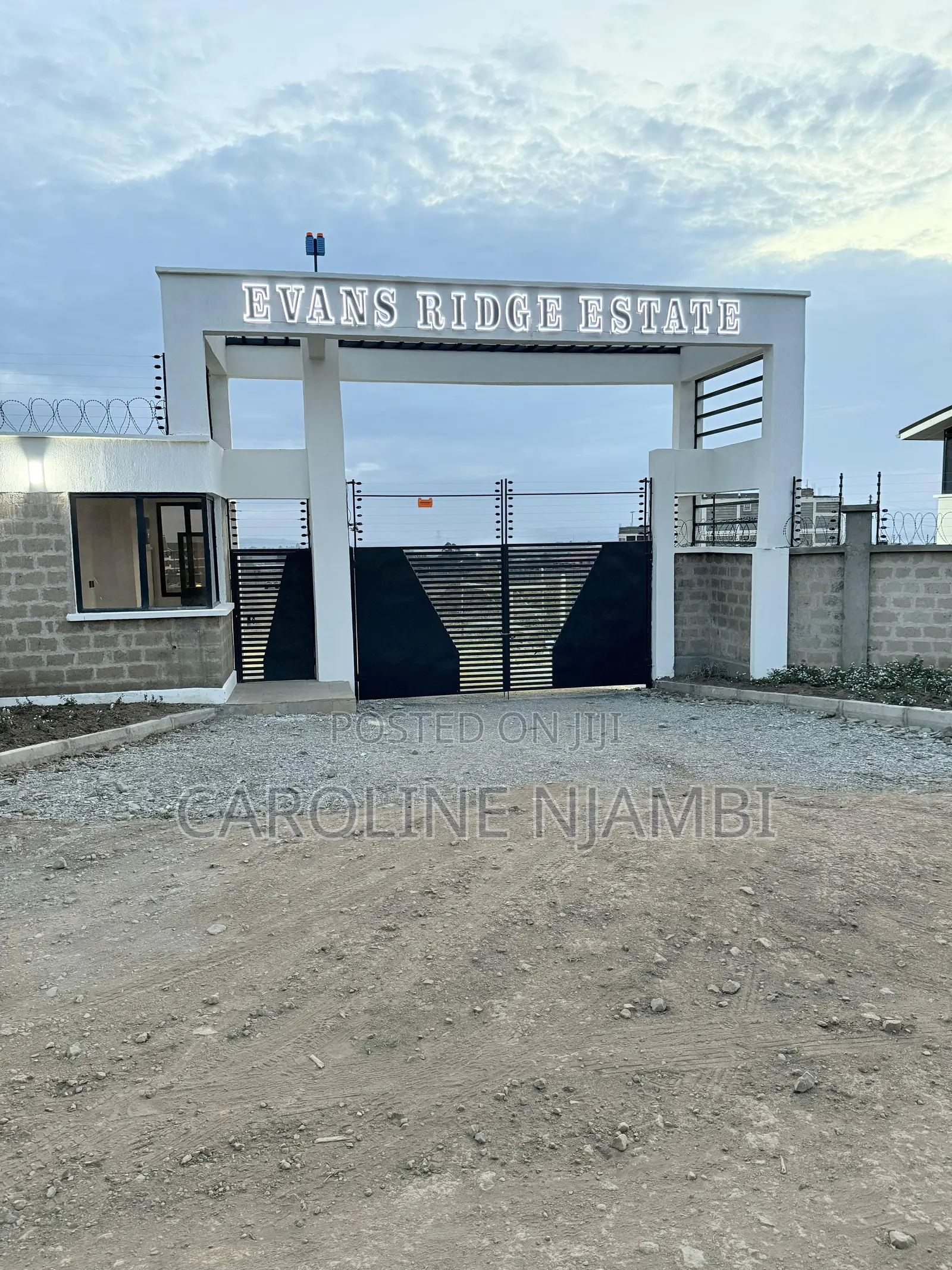4bdrm Villa in Evan’S Ridge, Karai for sale