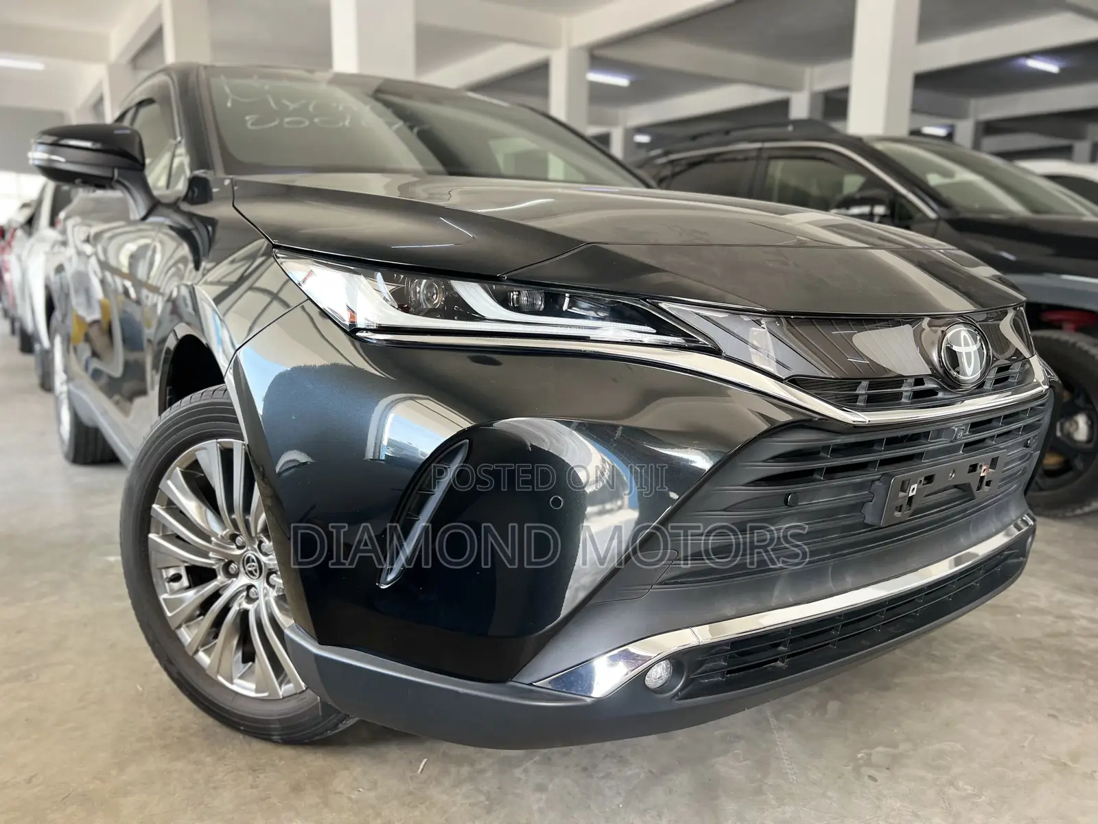 Toyota Harrier 2.0 4WD 2020 Matt Black