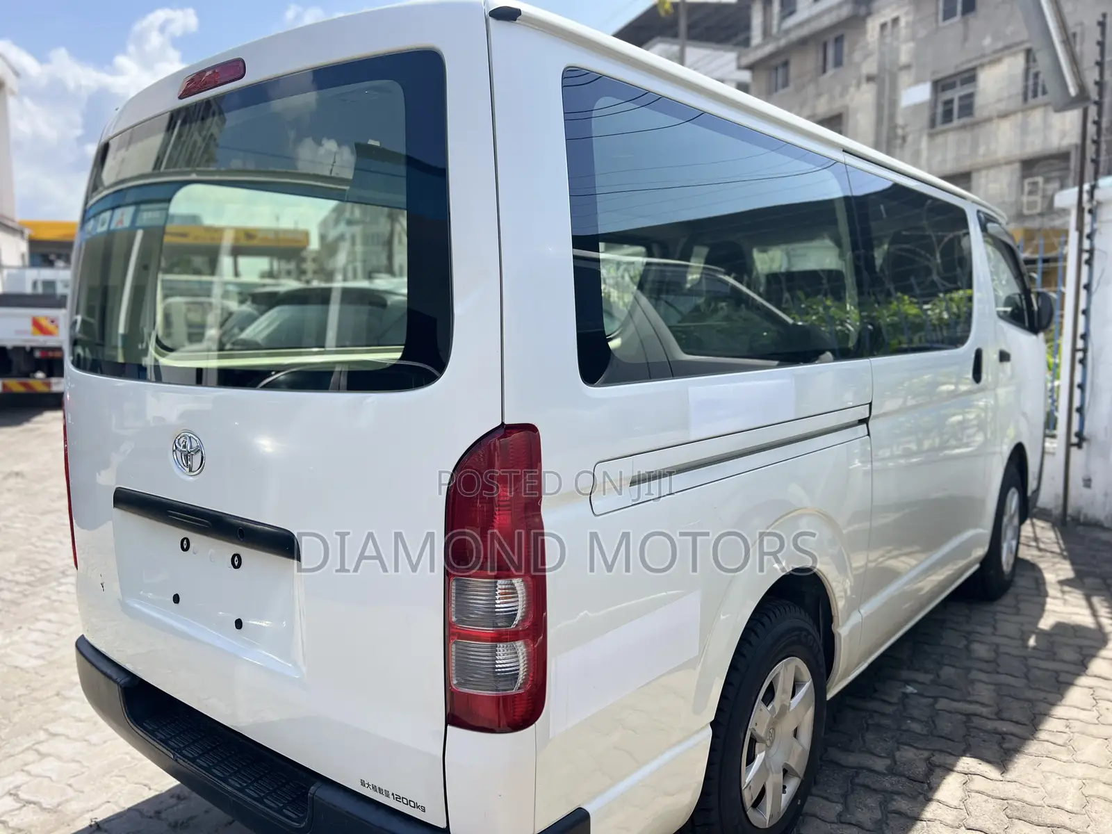 Toyota HiAce 2020 White