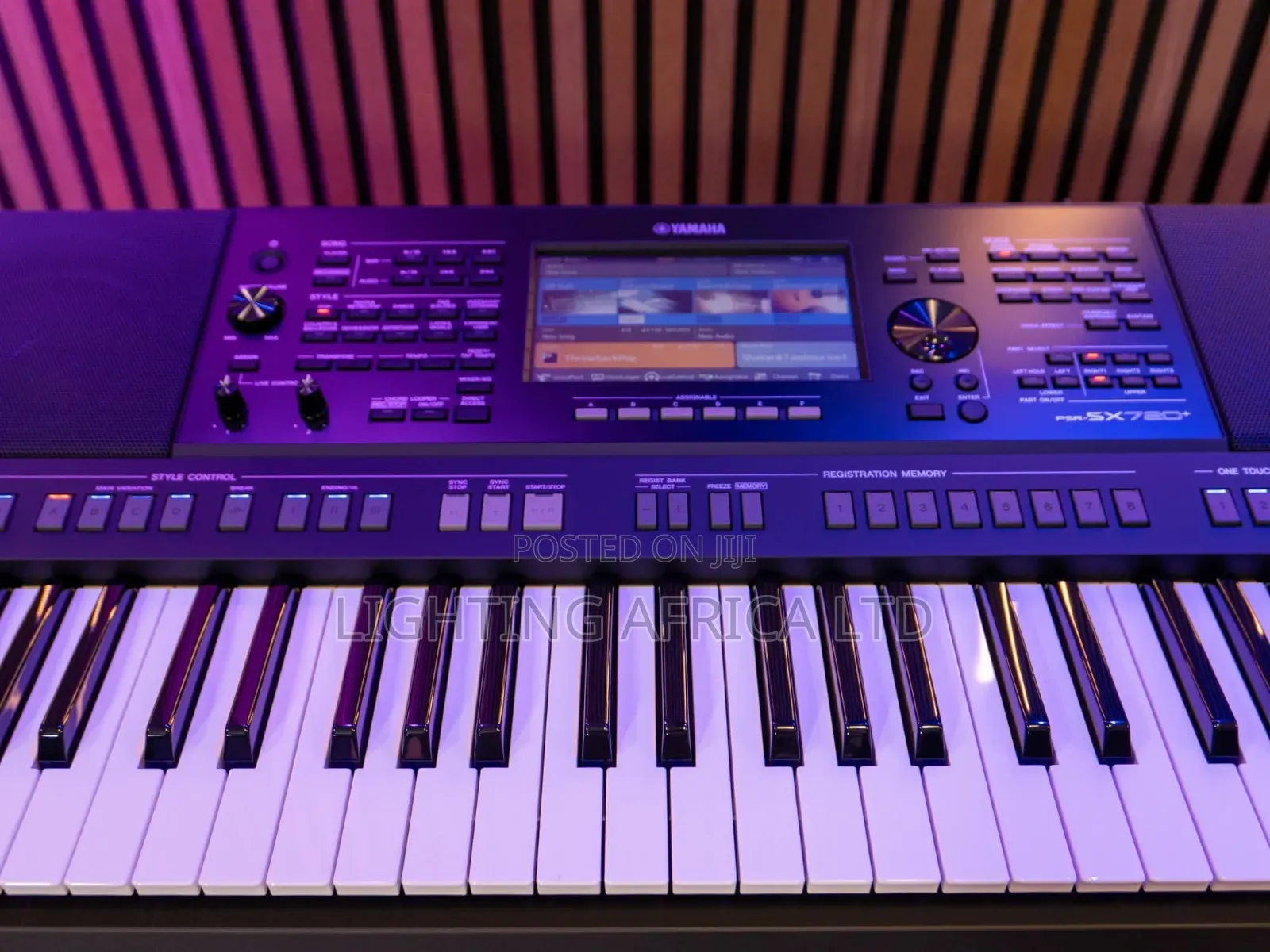 Yamaha PSR Sx 720 Keyboard