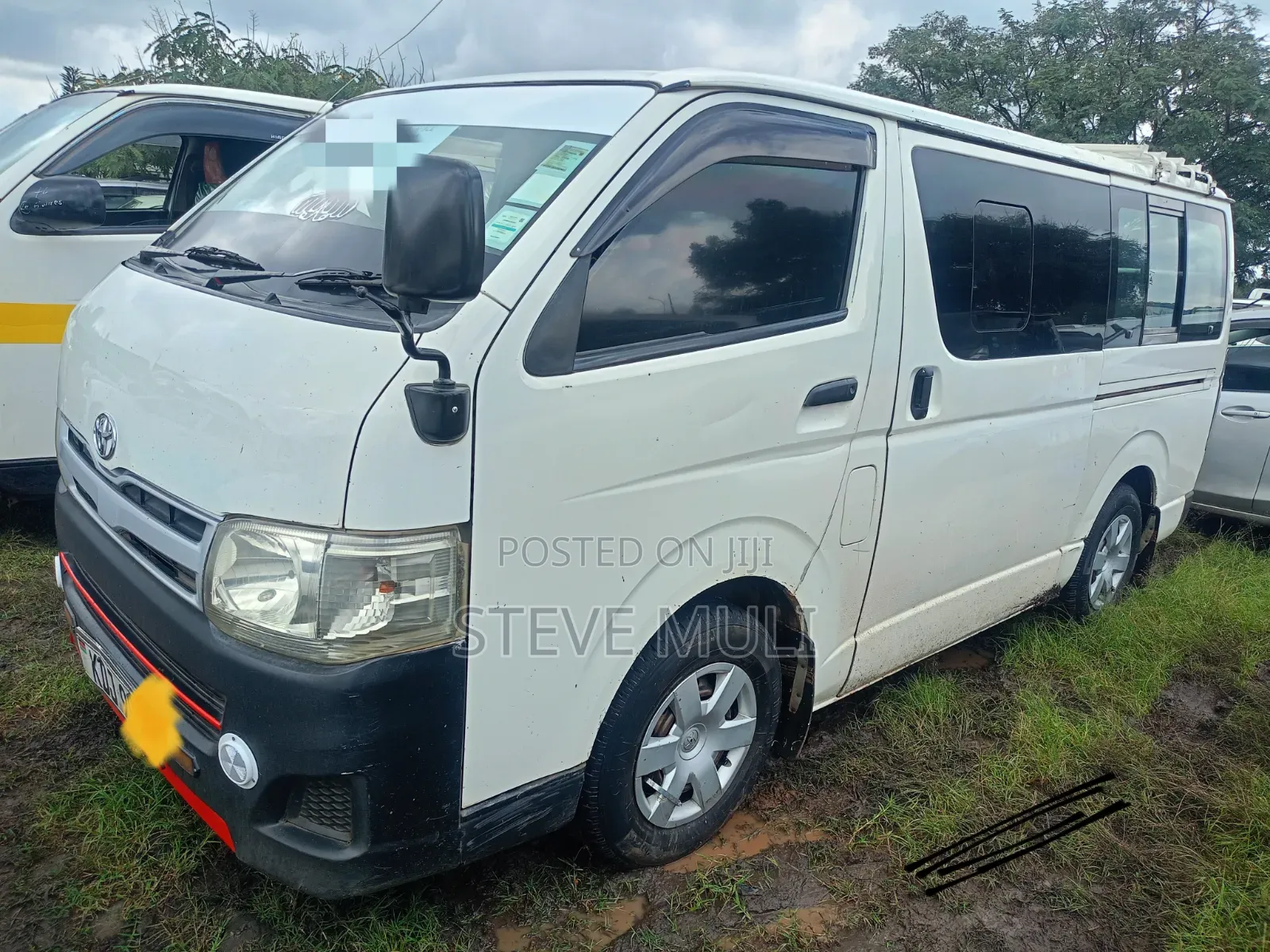 Toyota HiAce 2014 White
