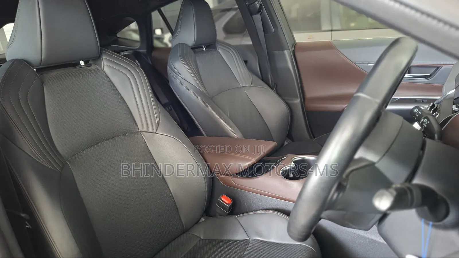 Toyota Harrier 2.0 4WD 2020 White