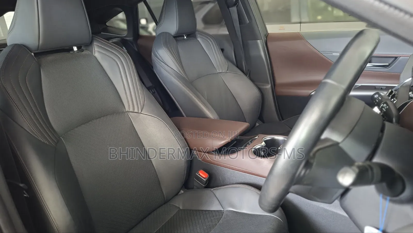 Toyota Harrier 2.0 4WD 2020 White