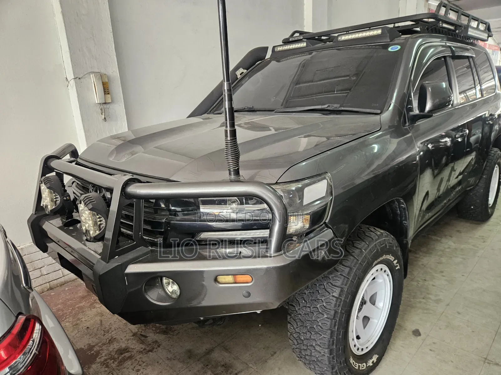 Toyota Land Cruiser 2019 Gray