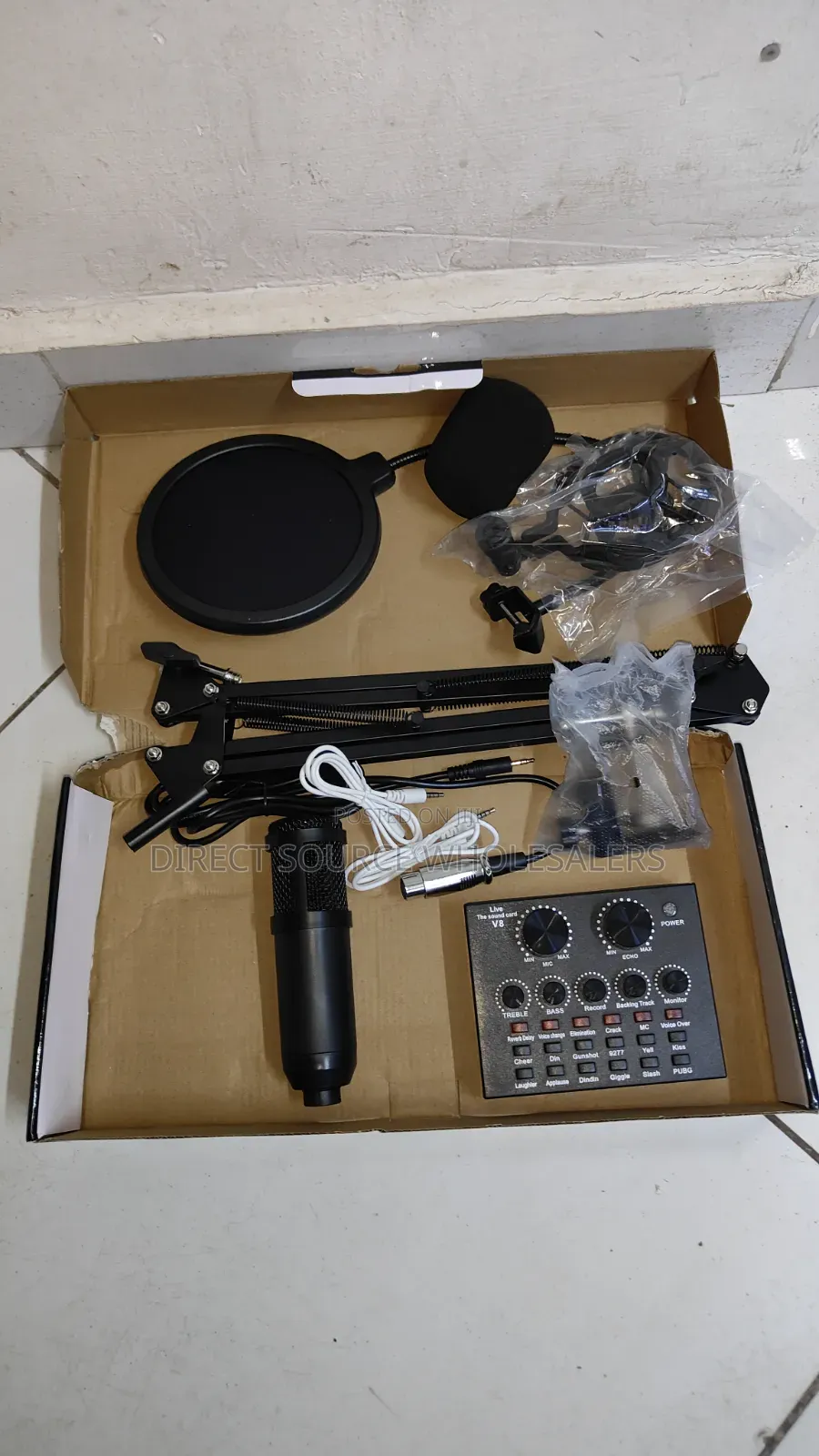 Studio Bm800 Mic Kit With Shock Mount Cable