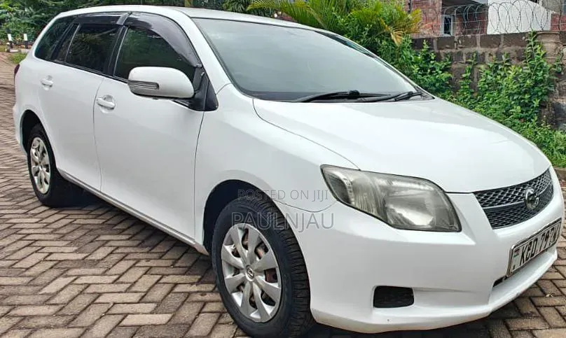 Toyota Corolla Fielder 2009
