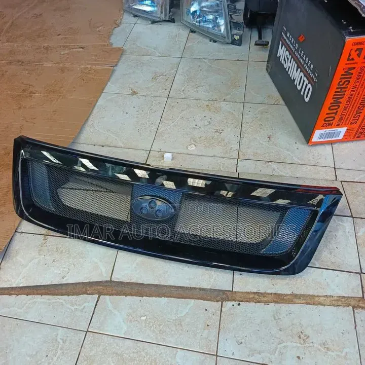 Subaru Forester Sh5 2008+ Mesh Grill for Sale in Nairobi