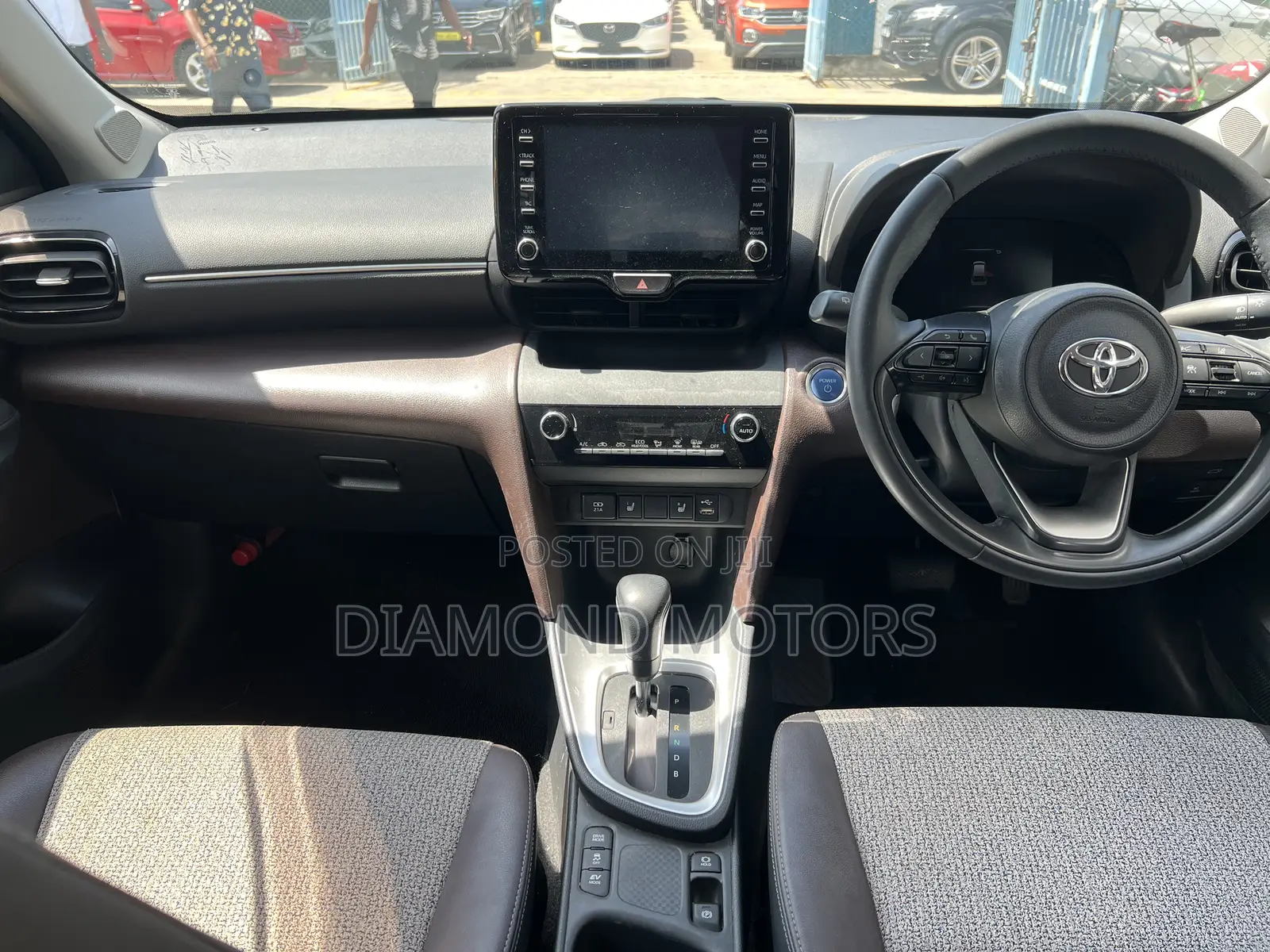 Toyota Yaris Cross 1.5 Hybrid AWD 2021 Black