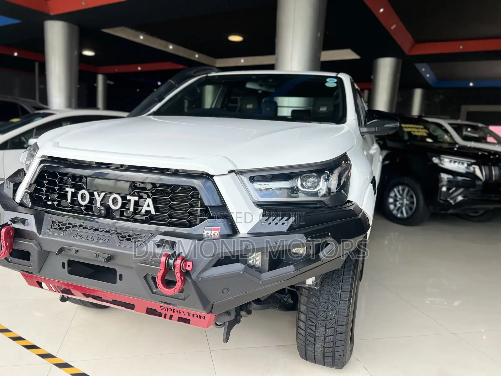 Toyota Hilux Revo Double Cab Deisel 2.8 AWD 2022 White