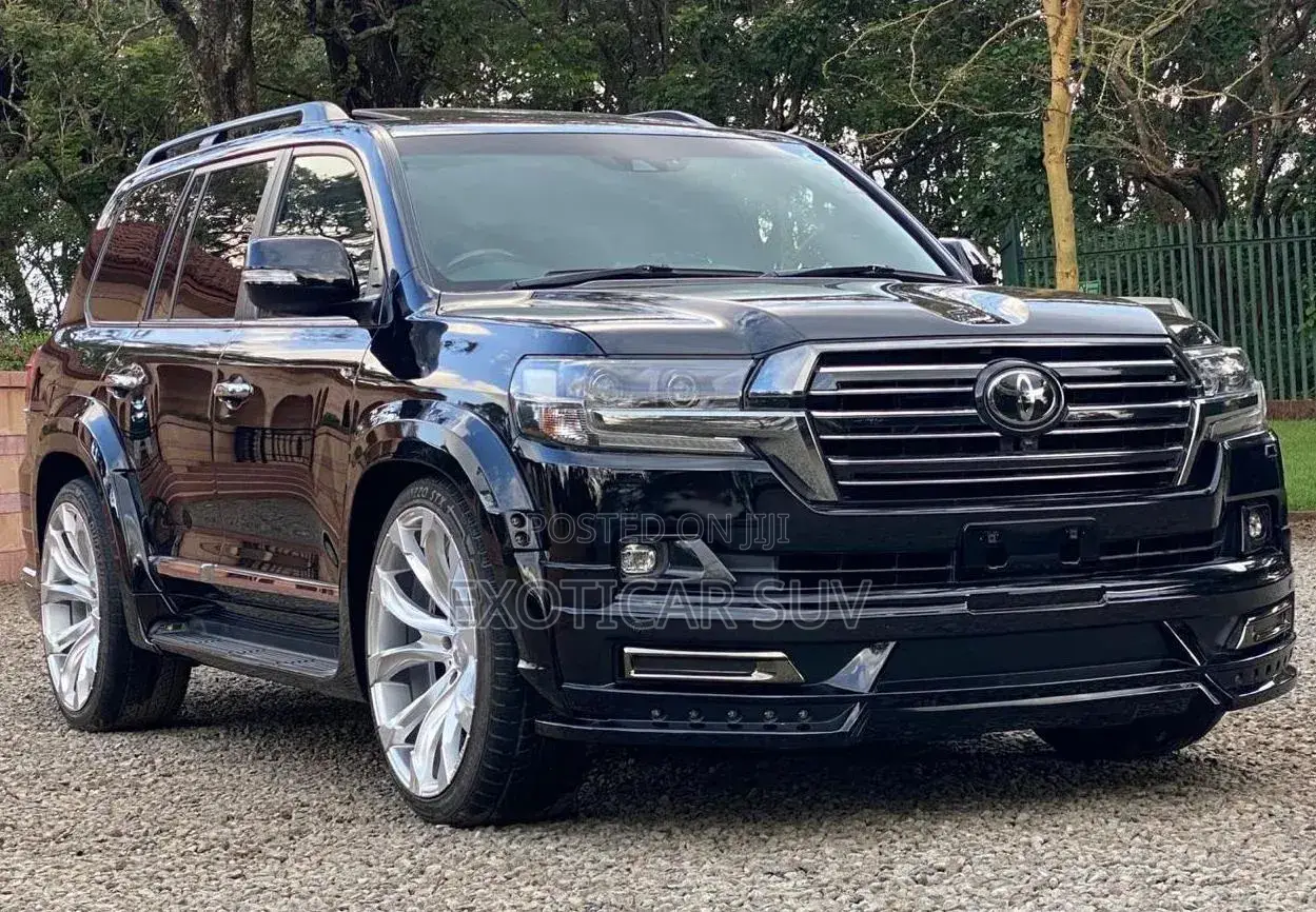 Toyota Land Cruiser 4.6 V8 ZX 2019 Black