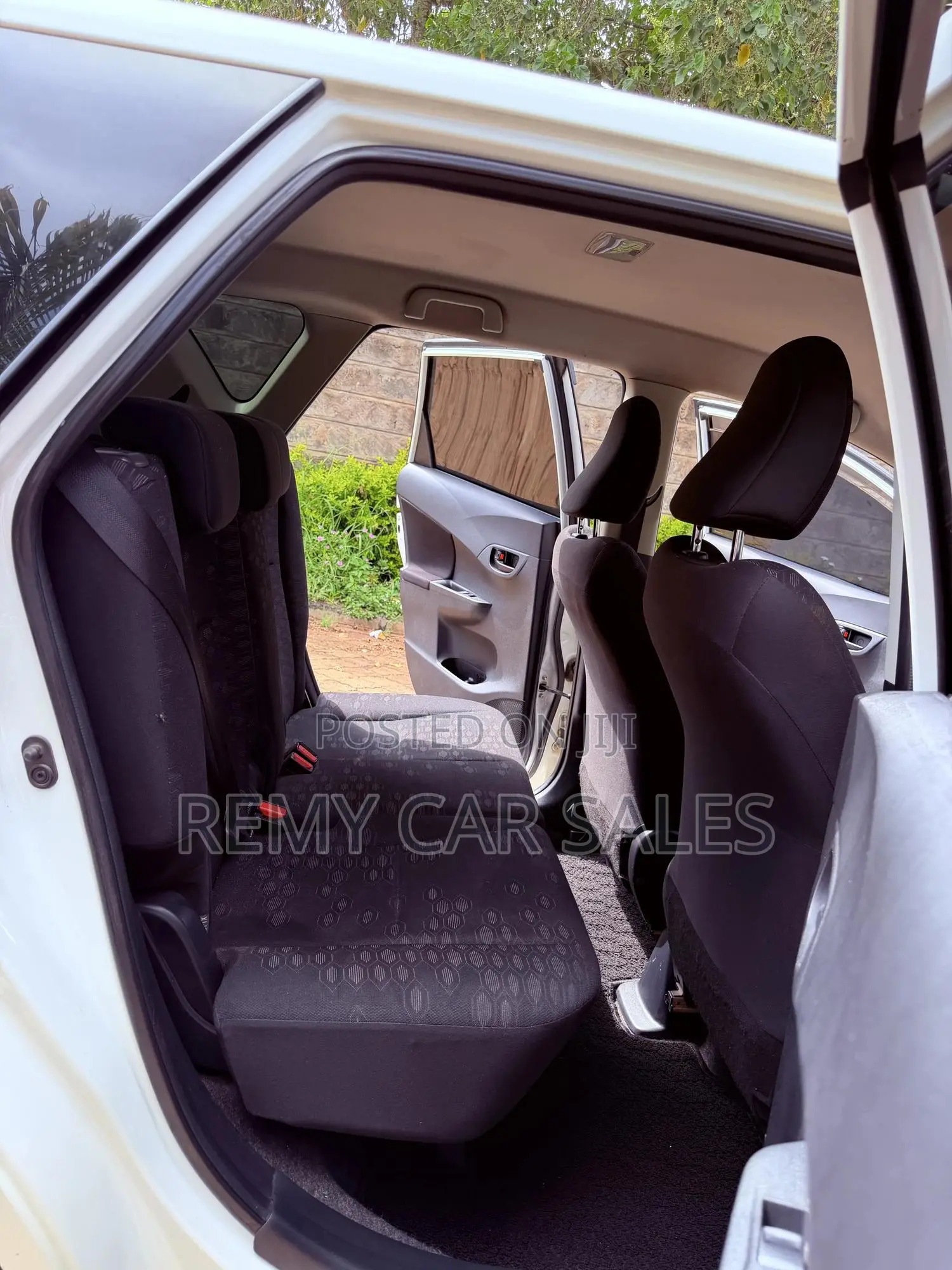 Toyota Ractis 2014 White