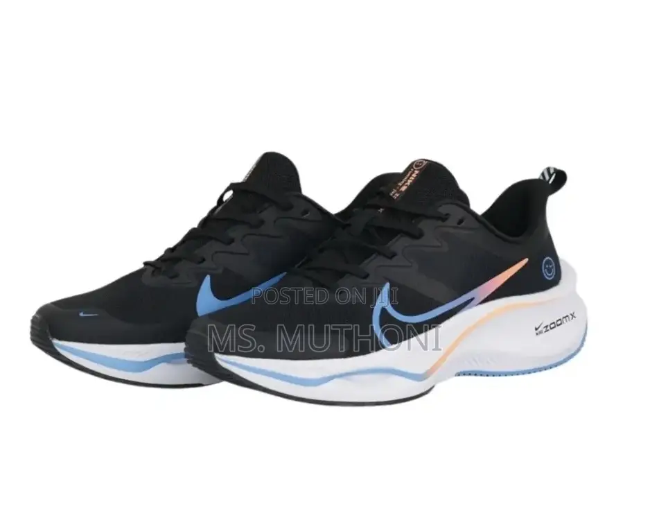 Unisex Smiley Zoom Sports Sneakers