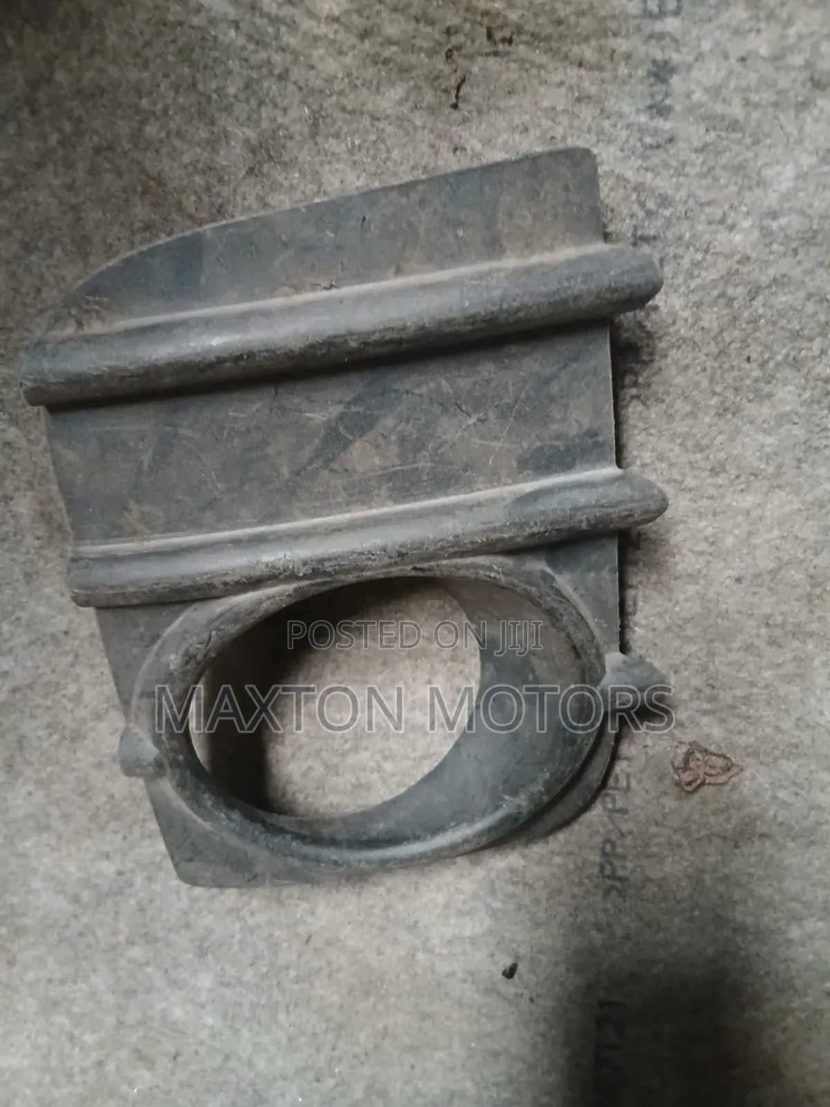 Toyota Rumion 2008 Foglight Cover